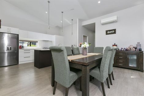 Photo of property in 12 Leadership Crescent, Papakura, 2110