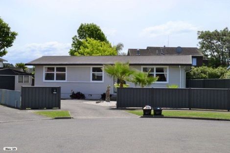 Photo of property in 12 Grant Place, Greenmeadows, Napier, 4112