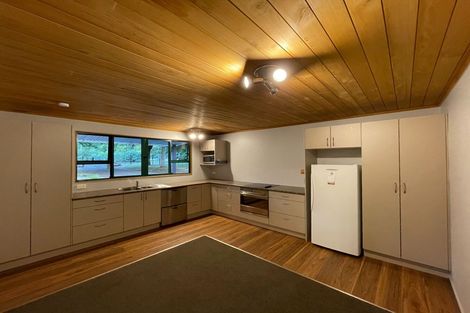 Photo of property in 110 Te Henga Road, Waitakere, Henderson, 0781