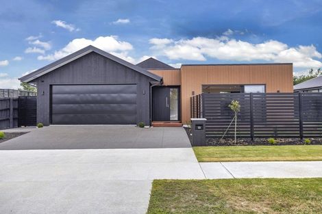 Photo of property in 10 Inch Crescent, Rangiora, 7400