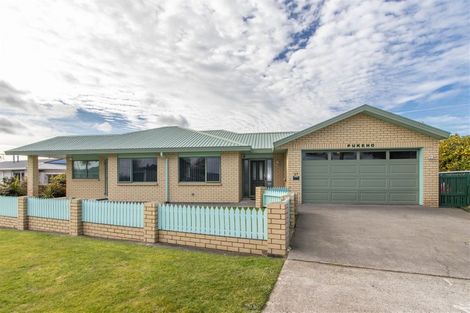 Photo of property in 23 Mahoe Street, Inglewood, 4330