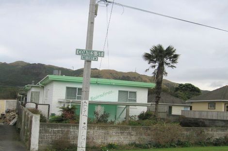 Photo of property in 39 Coates Street, Tawa, Wellington, 5028