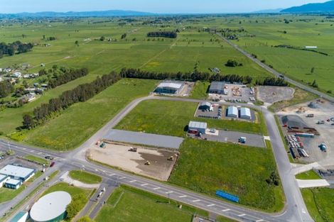 Photo of property in 1 Hauraki Road, Hauraki, Auckland, 0622