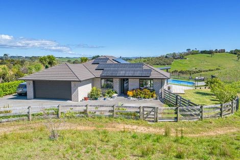 Photo of property in 883 Haruru Road, Wainui, Kaukapakapa, 0873