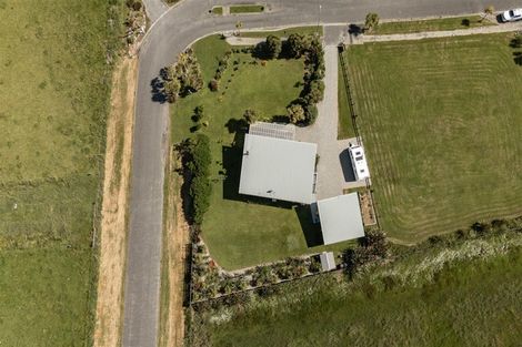 Photo of property in 33 Elley Drive, Carters Beach, Westport, 7825