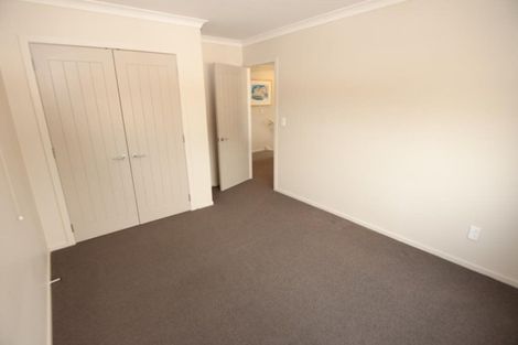 Photo of property in 48 Te Puia Drive, Aotea, Porirua, 5024