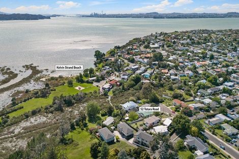 Photo of property in 52 Totara Road, Te Atatu Peninsula, Auckland, 0610