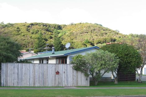 Photo of property in 50 Meremere Street, Wainuiomata, Lower Hutt, 5014