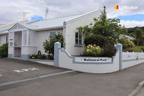 Photo of property in Balmoral Park, 4/31 Eastbourne Street, Caversham, Dunedin, 9012