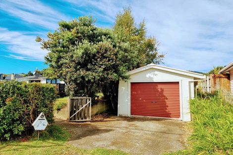 Photo of property in 9 Parakai Street, Paraparaumu, 5032