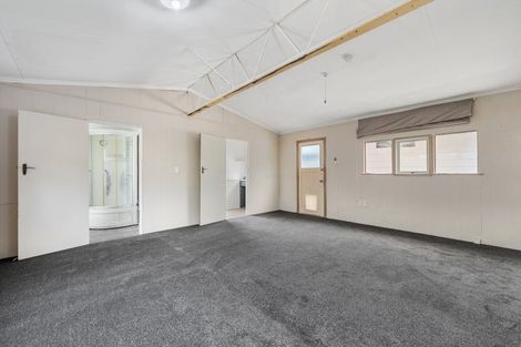 Photo of property in 9 Karamea Crescent, Kelvin Grove, Palmerston North, 4414