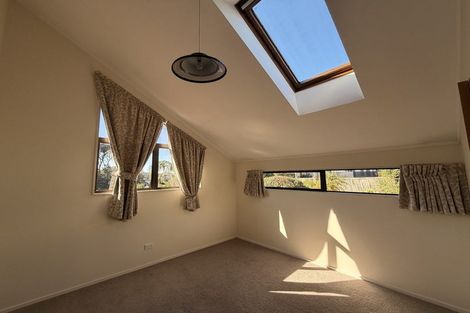 Photo of property in 7 Aotearoa Terrace, Murrays Bay, Auckland, 0630
