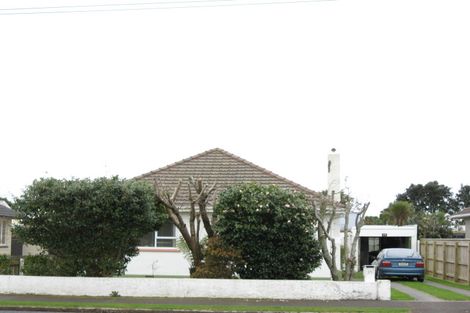 Photo of property in 35 Princes Street, Fitzroy, New Plymouth, 4312