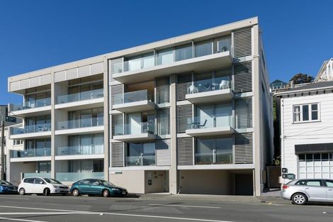 Photo of property in Aqua, 13/74 Oriental Parade, Oriental Bay, Wellington, 6011
