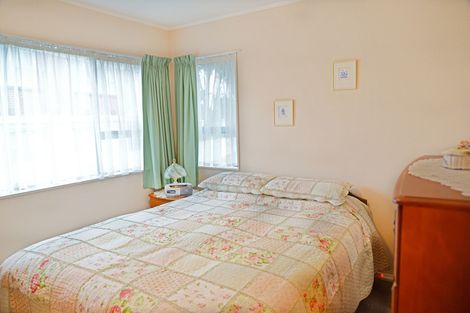 Photo of property in 2/34 Great South Road, Papakura, 2110