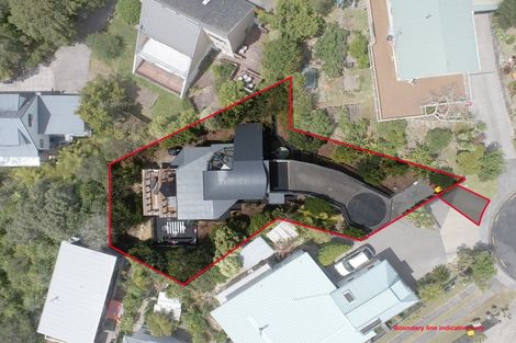 Photo of property in 2/5 Dalmeny Close, Murrays Bay, Auckland, 0630