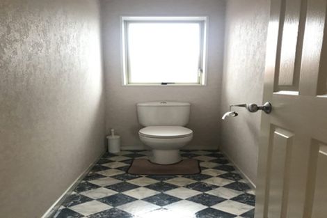 Photo of property in 187 Old Farm Road, Hamilton East, Hamilton, 3216