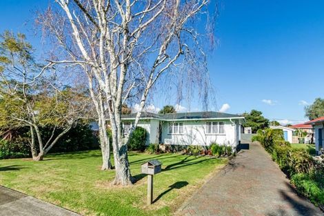 Photo of property in 24 Tawa Crescent, Manurewa, Auckland, 2102