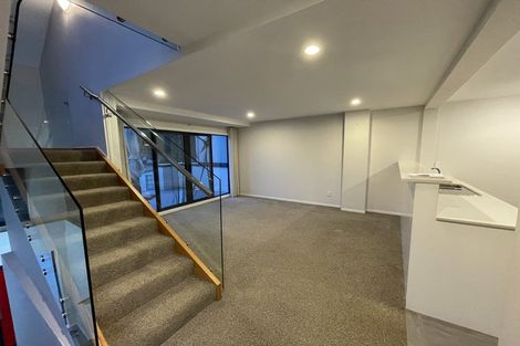 Photo of property in 2/10 Silver Moon Road, Albany Heights, Auckland, 0632