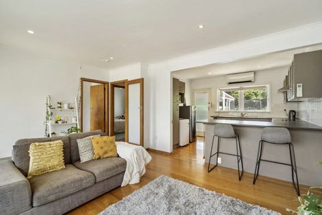 Photo of property in 2/63 Killarney Street, Takapuna, Auckland, 0622