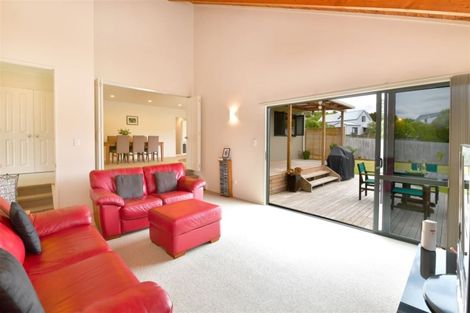 Photo of property in 4 Langton Road, Stanmore Bay, Whangaparaoa, 0932