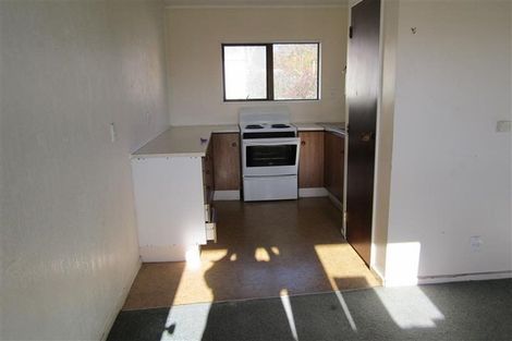 Photo of property in 16 Third Avenue, Avenues, Whangarei, 0110