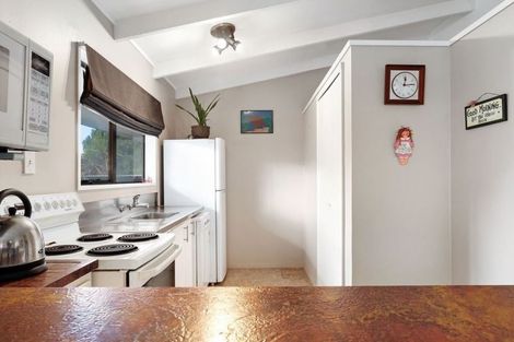 Photo of property in 1 Edgewater Grove, Whakatane, 3120