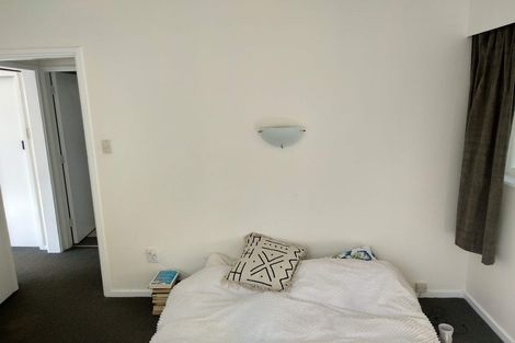 Photo of property in 21 Highbury Crescent, Highbury, Wellington, 6012