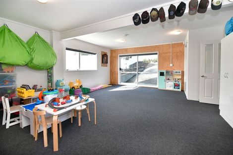 Photo of property in 972 Whangaparaoa Road, Manly, Whangaparaoa, 0930