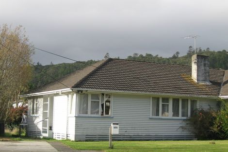 Photo of property in 373-375 George Street, Stokes Valley, Lower Hutt, 5019
