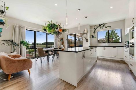 Photo of property in 67 Okawa Avenue, Papakura, 2110