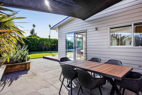 Photo of property in 9a Dolphin Parade, Bell Block, New Plymouth, 4312