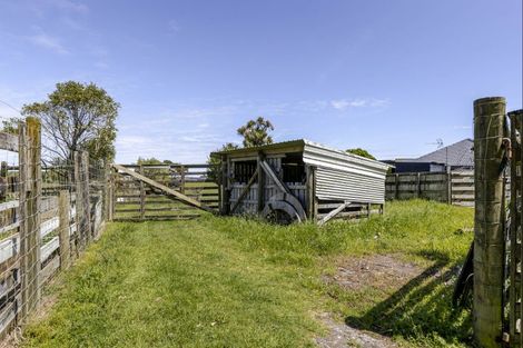 Photo of property in 1179 Devon Road, Bell Block, New Plymouth, 4373