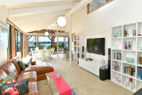 Photo of property in 44 Swann Beach Road, Stanmore Bay, Whangaparaoa, 0932