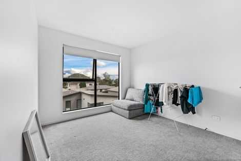 Photo of property in 6/107 Hobsonville Road, West Harbour, Auckland, 0618