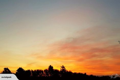 Photo of property in 19 Simons Street, Moturoa, New Plymouth, 4310