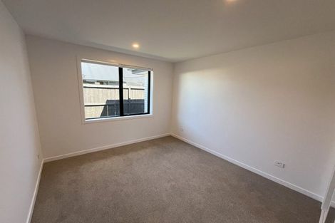 Photo of property in 25 Kenehi Road, Karaka, 2124
