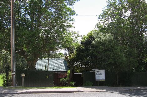 Photo of property in 29 Glencoe Road, Browns Bay, Auckland, 0630