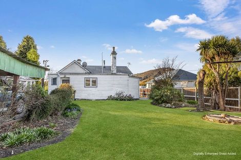 Photo of property in 17 Gorge Road, Clinton, 9534