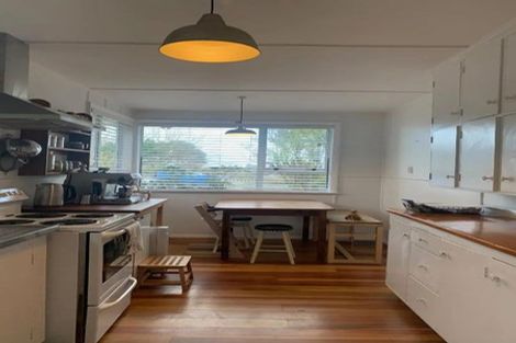 Photo of property in 157 Frankley Road, Frankleigh Park, New Plymouth, 4310