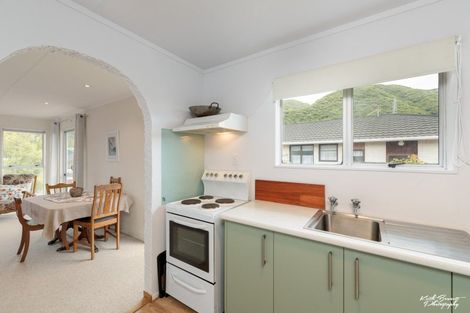 Photo of property in 1/16 Fremont Grove, Totara Park, Upper Hutt, 5018