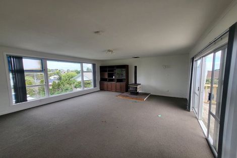 Photo of property in 25 James Tyler Crescent, Lynfield, Auckland, 1042