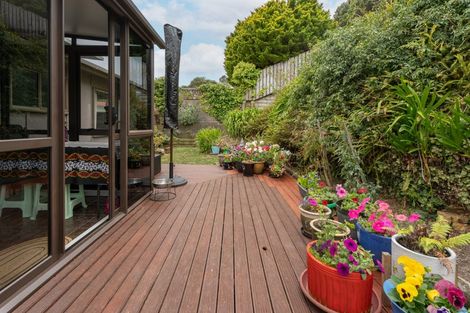 Photo of property in 27 Inlet View, Titahi Bay, Porirua, 5022