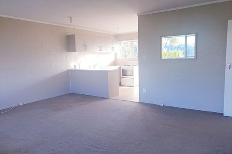 Photo of property in 1/1 Greenock Road, Ranui, Auckland, 0612