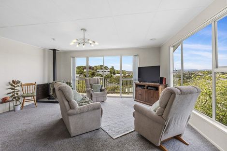 Photo of property in 3 Kimball Place, Johnsonville, Wellington, 6037