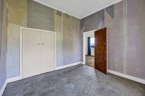 Photo of property in 35 Gladstone Street, Hawera, 4610