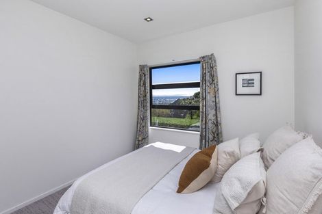 Photo of property in 16 Iles Lane, Cashmere, Christchurch, 8022