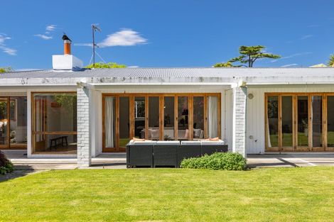 Photo of property in 117 Hamilton Avenue, Ilam, Christchurch, 8041