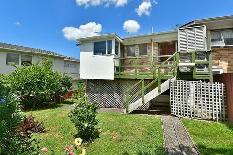 Photo of property in 3/6 Albatross Road, Red Beach, 0932