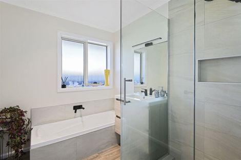 Photo of property in 11 Shaftesbury Street, Avonhead, Christchurch, 8042